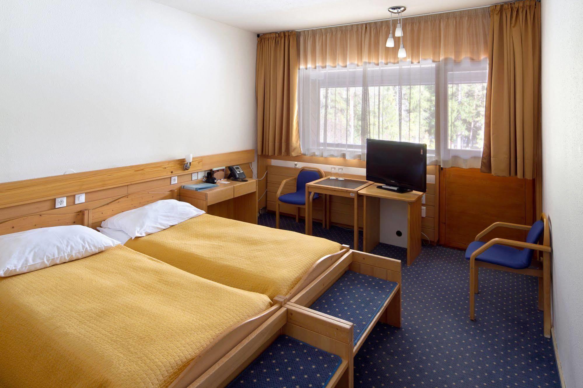 Hotel Spik 크라니스카고라 외부 사진
