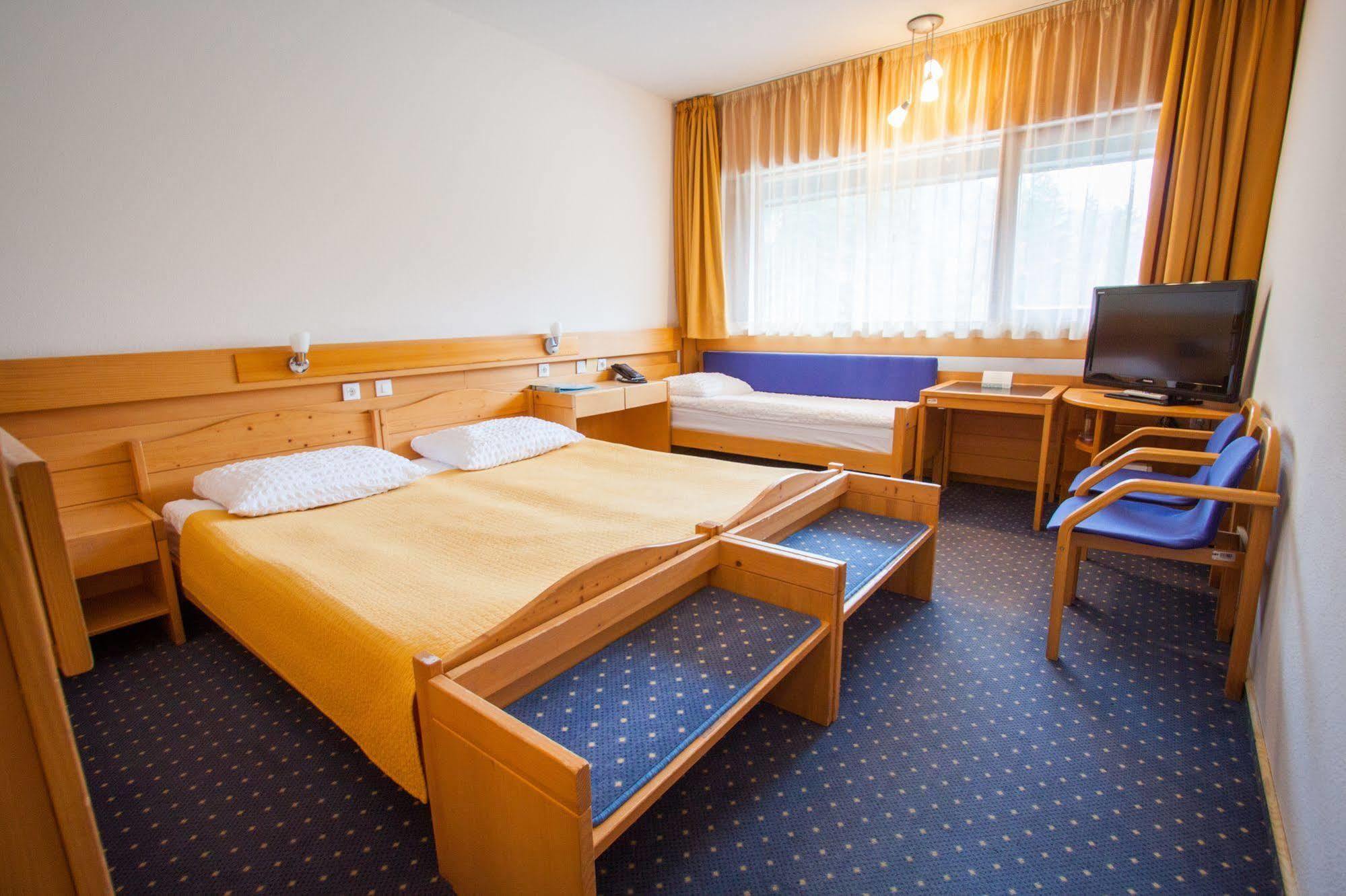 Hotel Spik 크라니스카고라 외부 사진